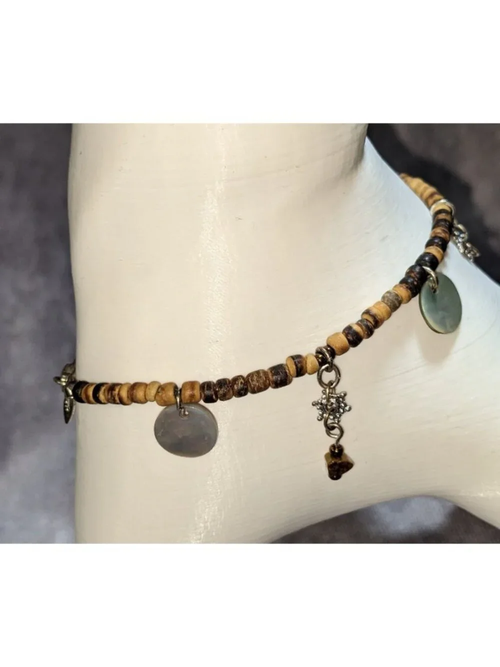 Boho 70s Vintage Avon Shell Charm Coconut Bead Bracelet